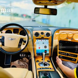 MÀN HÌNH TESLA OMAS BENTLEY CONTINENTAL